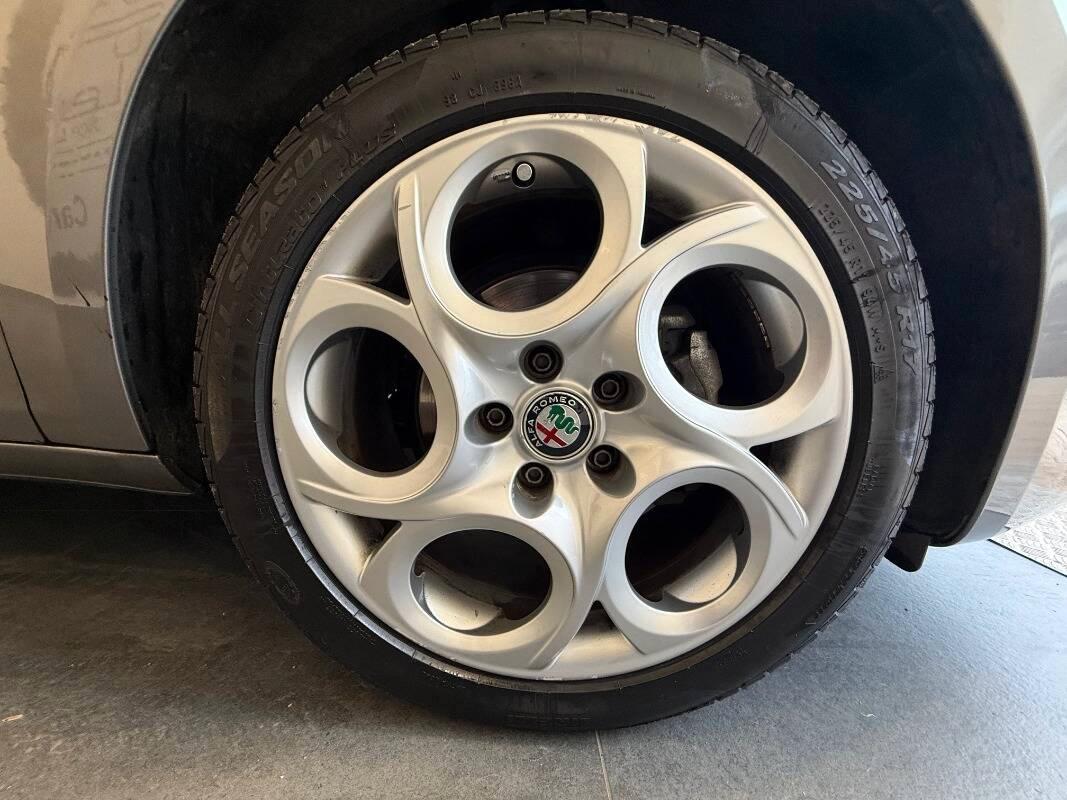 Alfa Romeo Giulietta 1.6 jtdm Super 120cv tct my19
