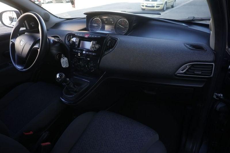 Lancia Ypsilon Lancia Ypsilon 1.0 firefly hybrid Gold s&s 70cv ANNO 2021