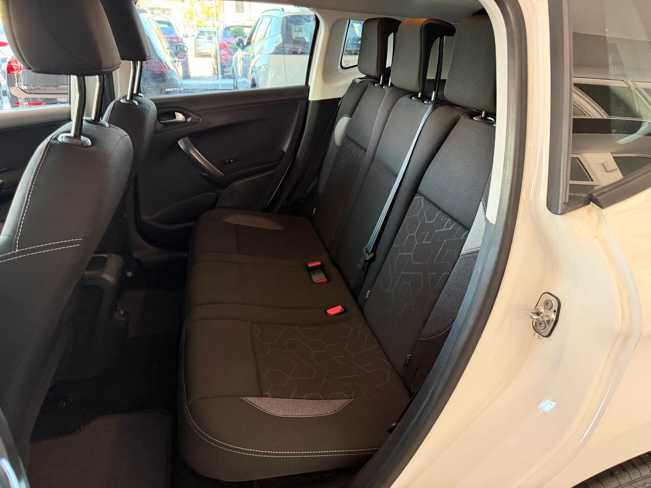 Peugeot 2008 BlueHDi 75 Active