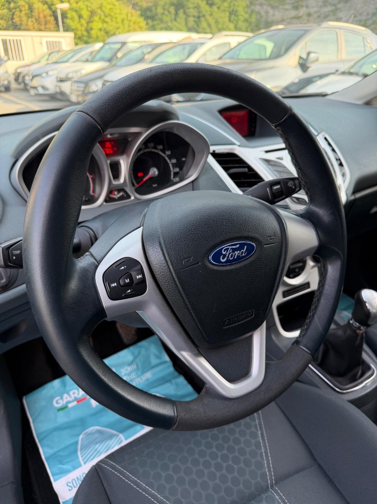 Ford Fiesta 1.4 TDCi 68CV - NEOPATENTATI