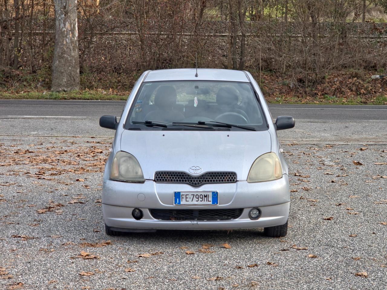 Toyota Yaris 1.3i 16V cat 5 porte Sol 2003-E3 Manuale NEO