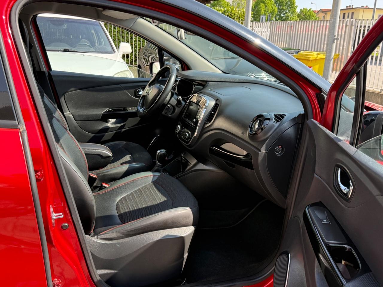 Renault Captur Aut. dCi 8V 90 CV EDC Start&Stop Energy Intens