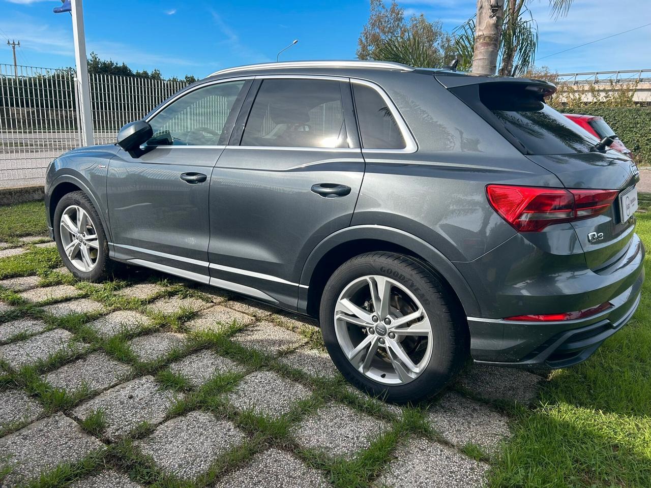 Audi Q3 40 2.0 TDI quattro 190 CV S tronic S line edition