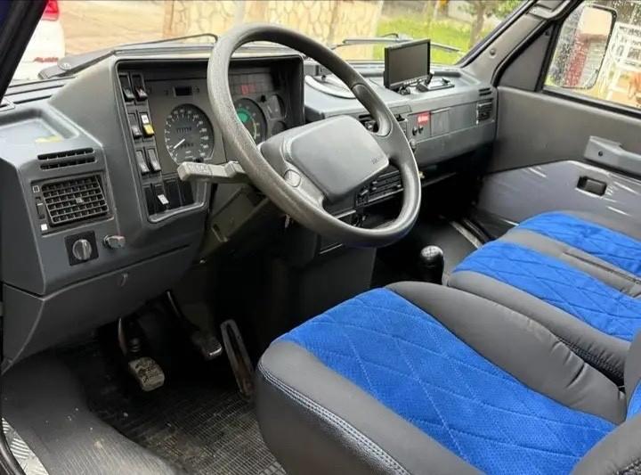 Iveco Daily 35.12 Trasporto cavalli