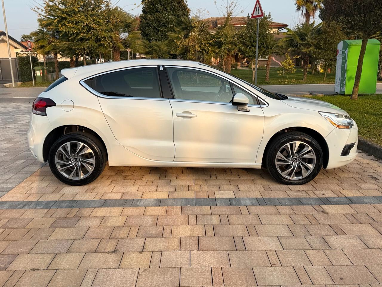 Ds DS4 4 2.0 HDi 160 Pure Pearl (NEOPATENTATI)