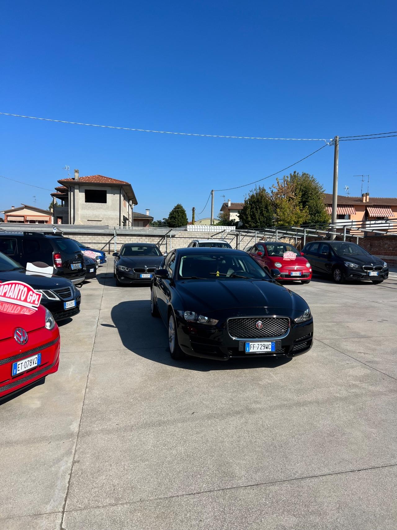 Jaguar XE 2.0 D Turbo 180CV Pure