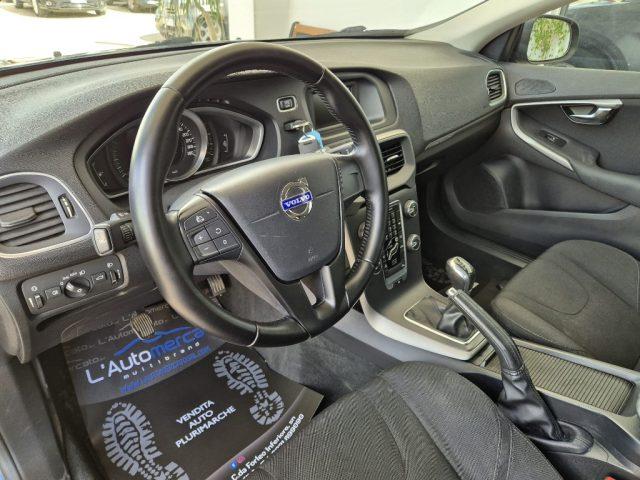VOLVO V40 Cross Country D2 Business