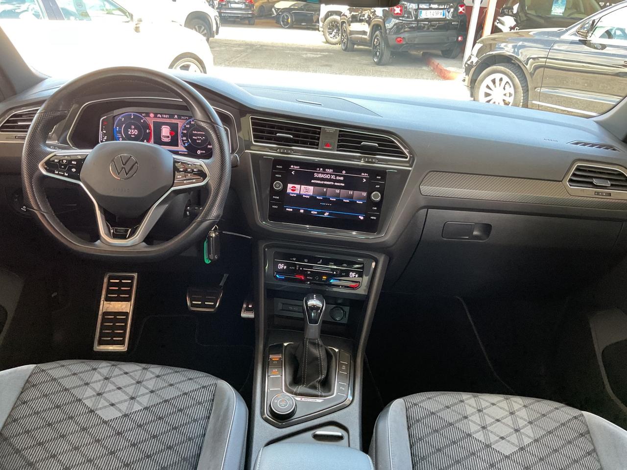 Tiguan 2.0 TDI 150 CV-DSG 4MOTION R-Line-IVA ESP-