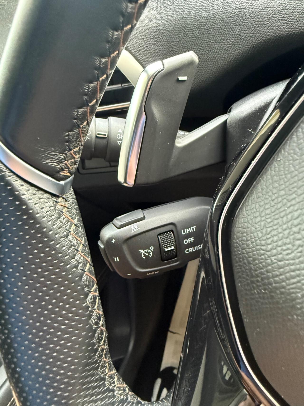 Peugeot 3008 1.5 diesel EAT8 GT tetto apribile 2022