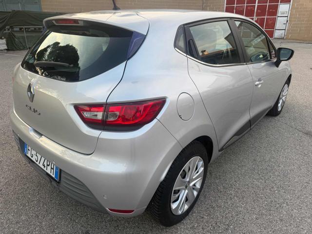 RENAULT Clio 1.2 75CV 5p senza nessun lavoro da fare