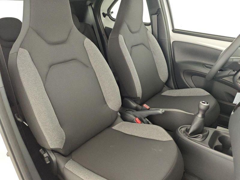 Toyota Aygo X 1.0 VVT-i 72 CV 5 porte Active