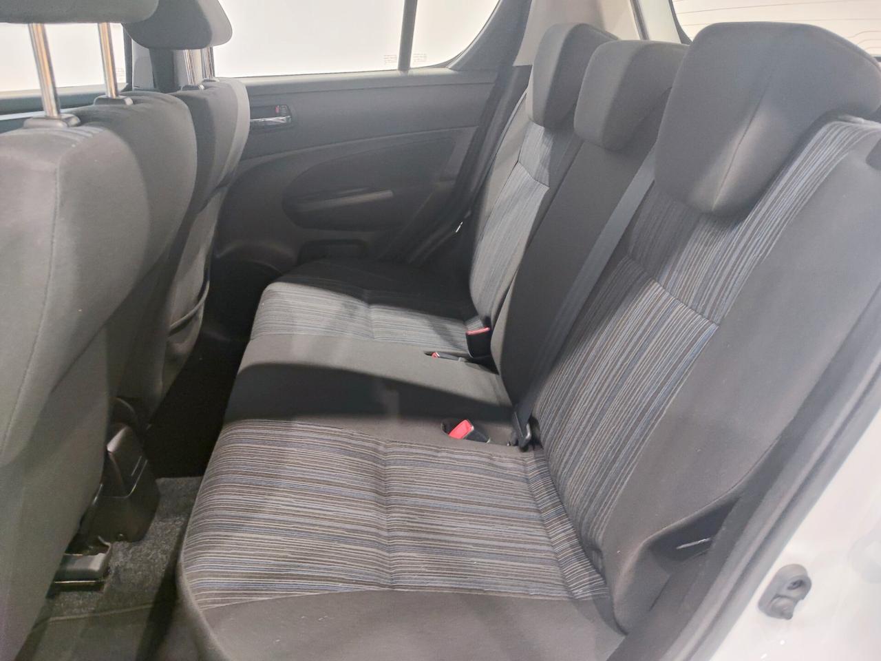 Suzuki Swift 1.2 VVT 4WD 5 porte B-Cool Bi-Color