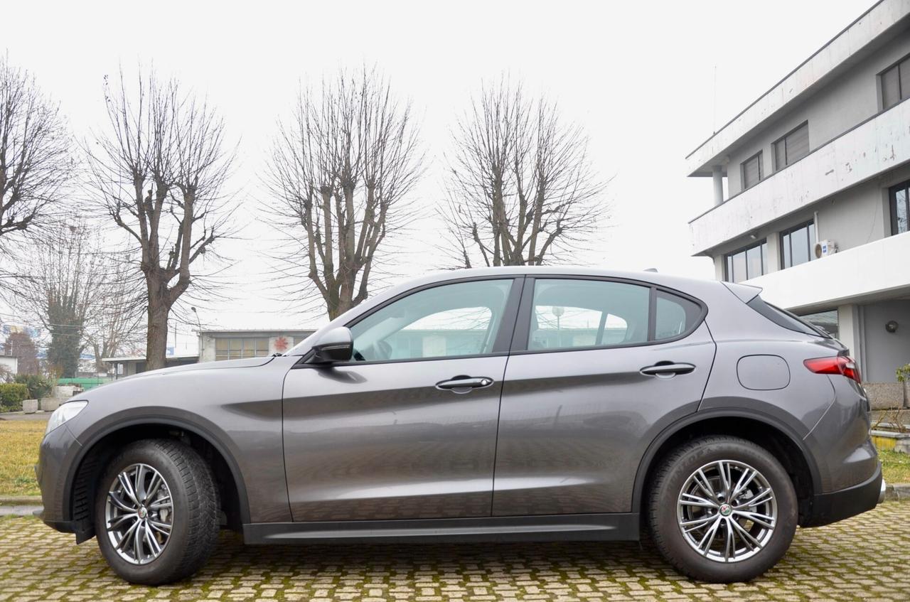 ALFA ROMEO STELVIO 2.2 t Q4 180cv AUTO, UFF ITALIANA, SERVICE CON FATTURE, 18", RETROCAMERA, PERMUTE