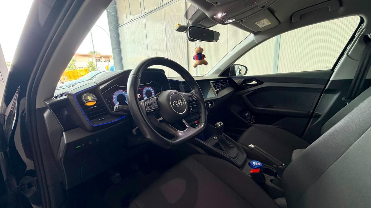 Audi A1 SPB 30 TFSI Identity Black