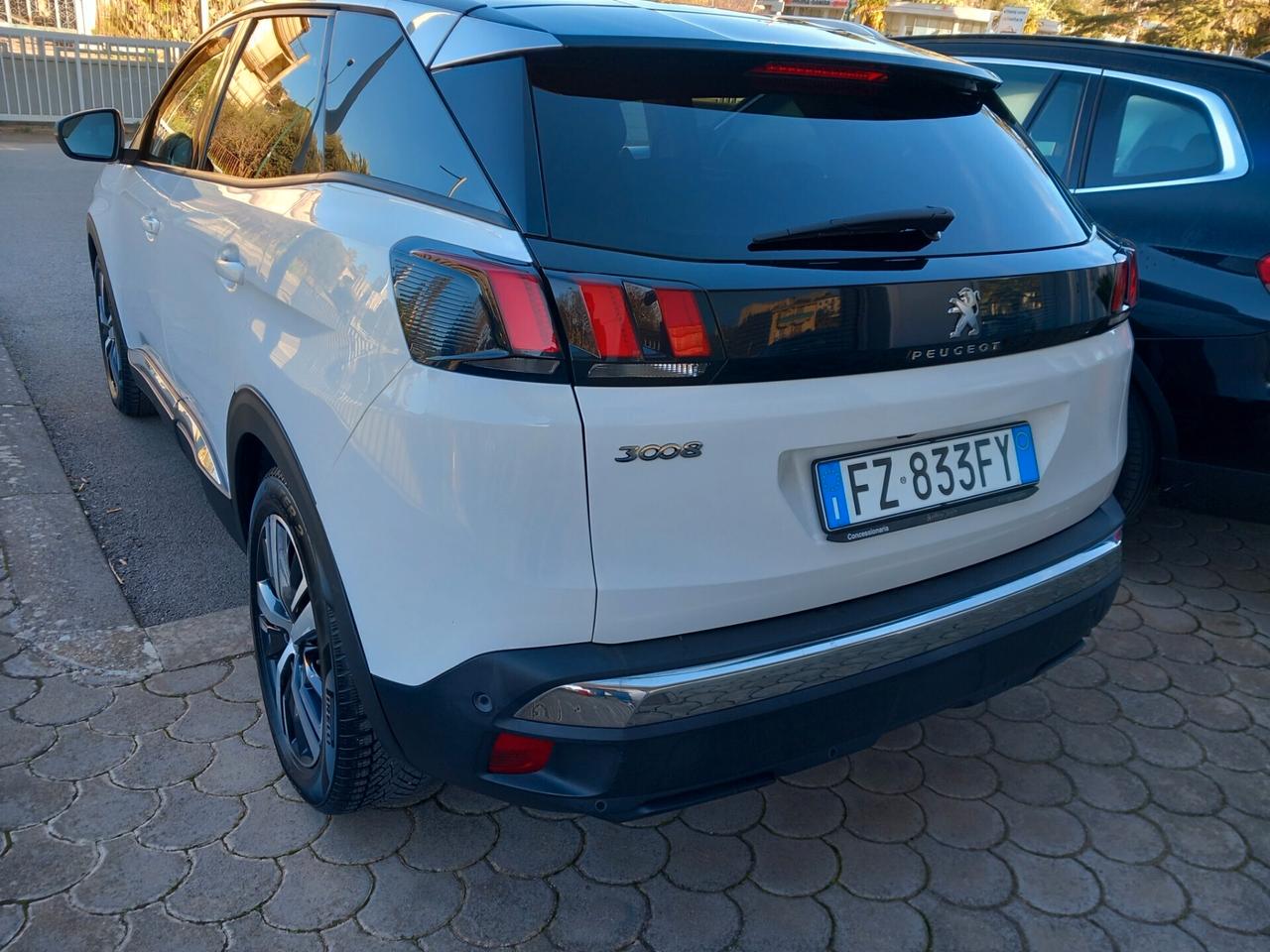 Peugeot 3008 BlueHDi 130 S&S Allure tetto apribile
