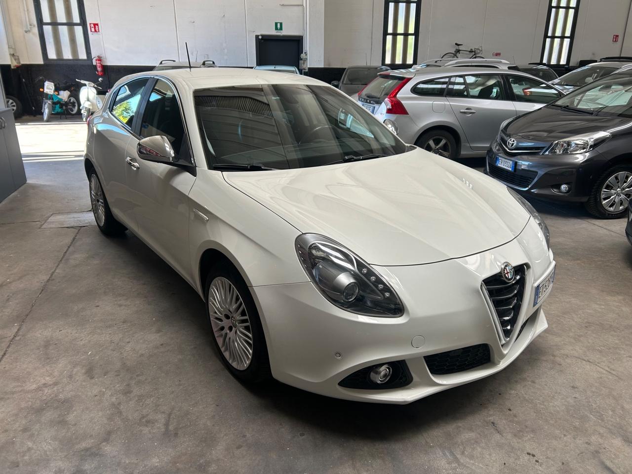Alfa Romeo Giulietta 1.6 JTDm-2 105 CV Distinctive