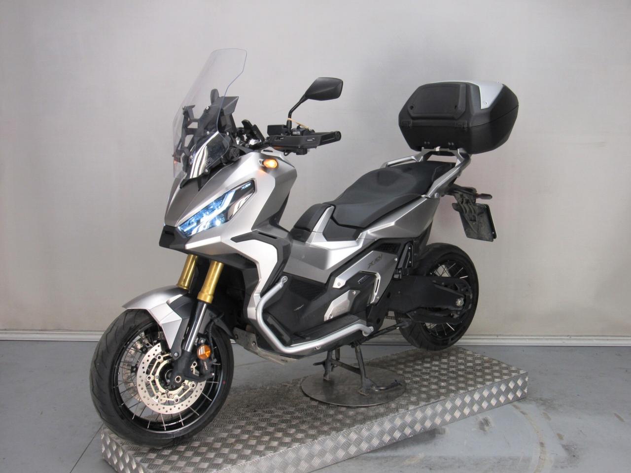 Honda X-ADV 750 ABS DCT