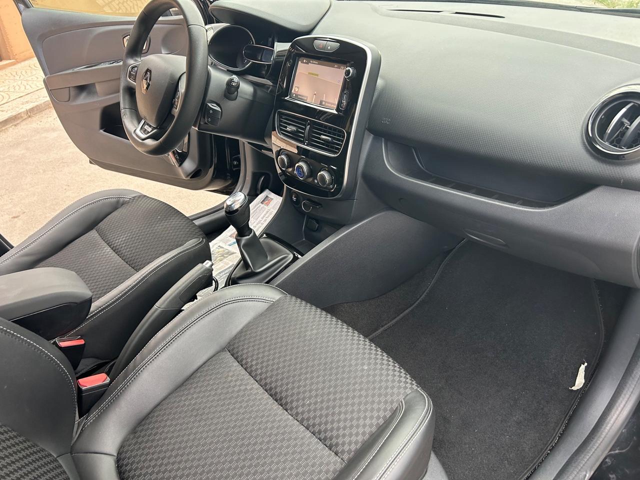 Renault Clio dCi 8V 75 CV 5 porte Moschino Zen
