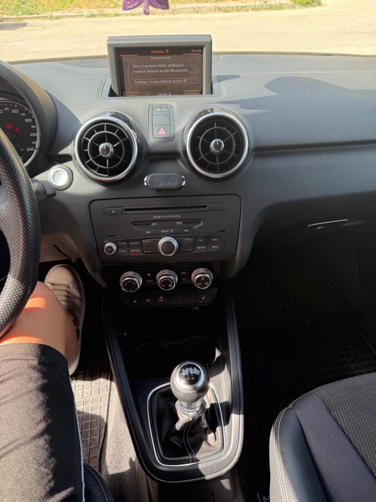 Audi A1 1.6 TDI 105 CV Attraction