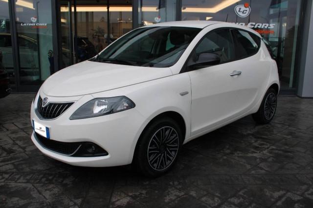 Lancia Ypsilon III 1.0 hybrid Gold s&s 70cv Con CarPlay