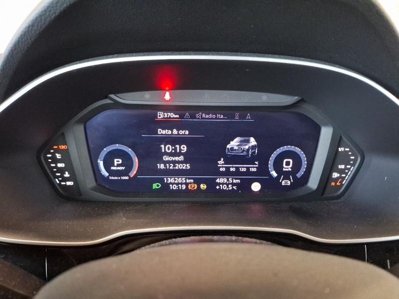 AUDI Q3 35 TDI quattro S tronic Business