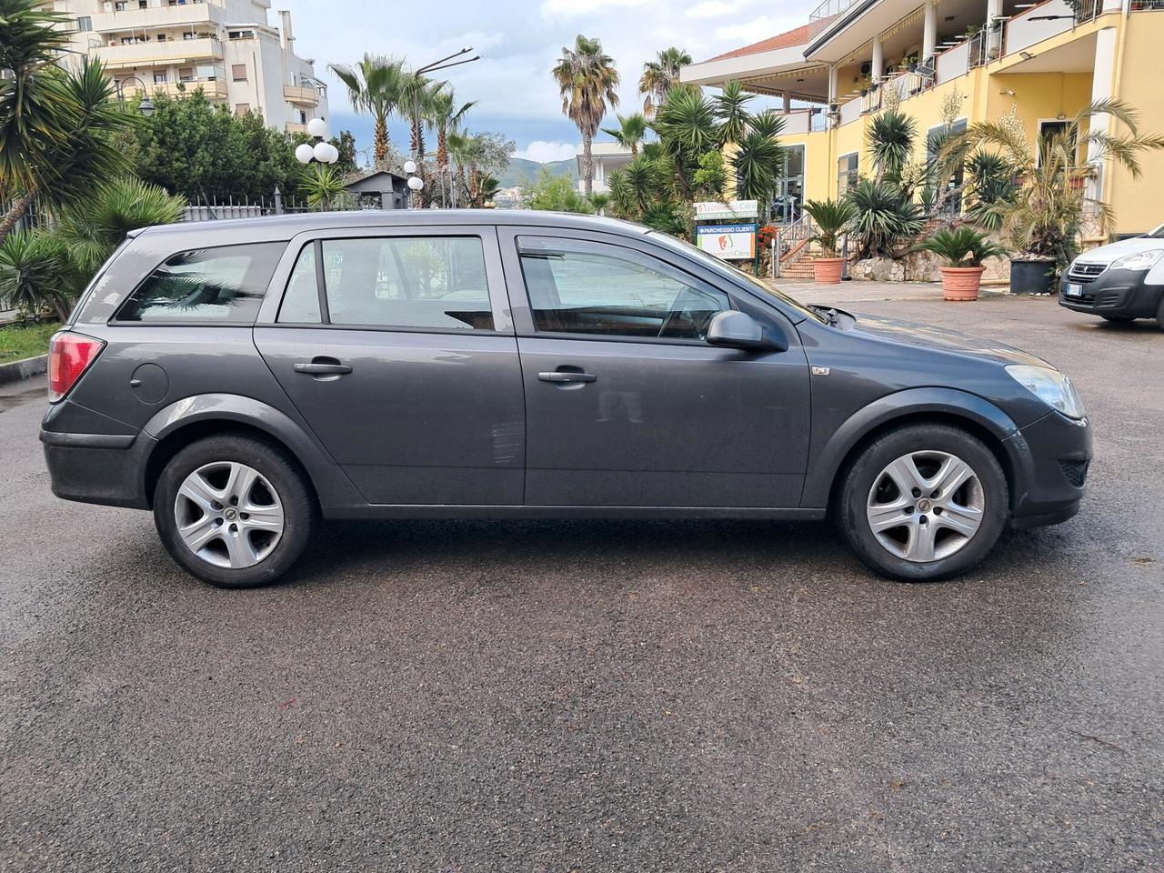 Opel Astra 1.7 CDTI 110CV SW(TURBINA ROTTA)