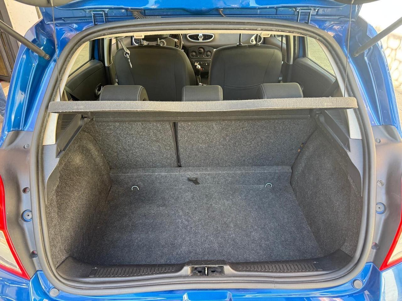 RENAULT Clio 1.2 16V 5 porte Dynamique GPL