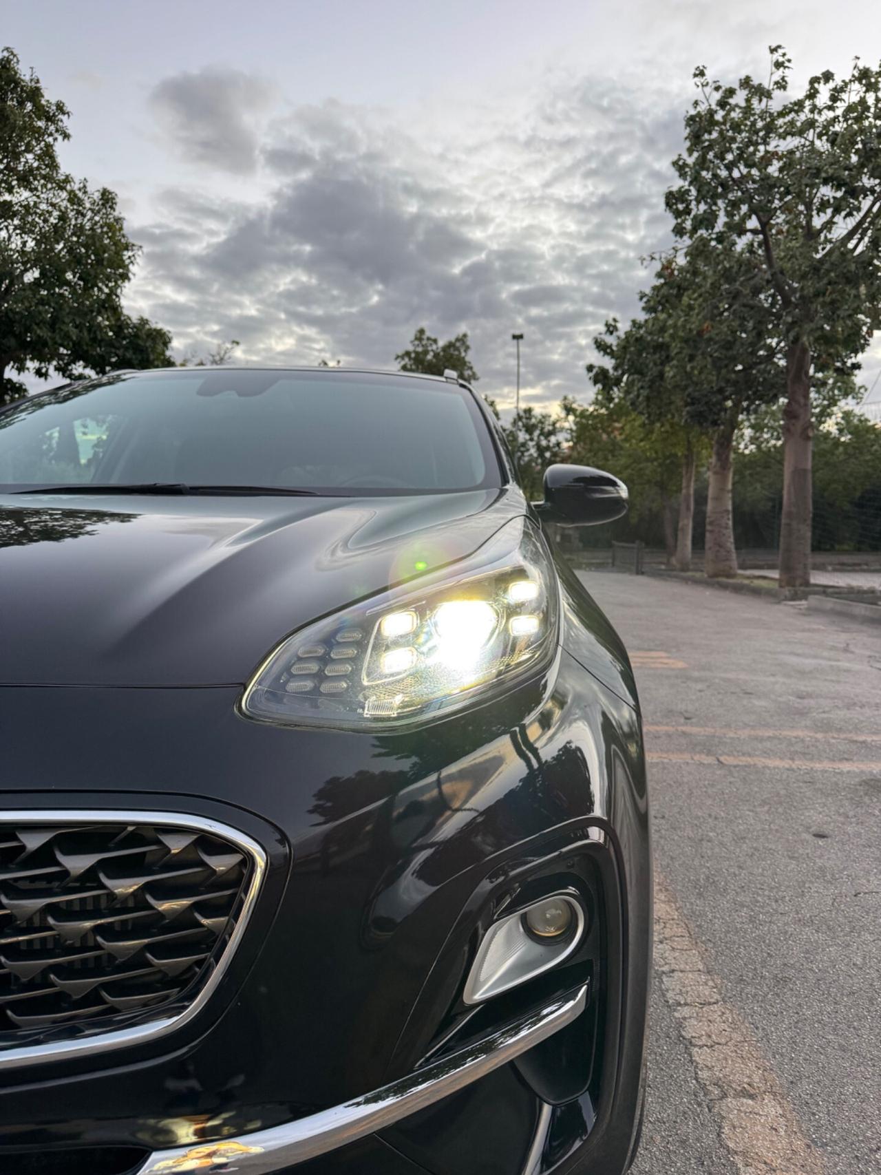 Kia Sportage 1.6 CRDI CAMBIO AUTOMATICO/4x4/FARI LED