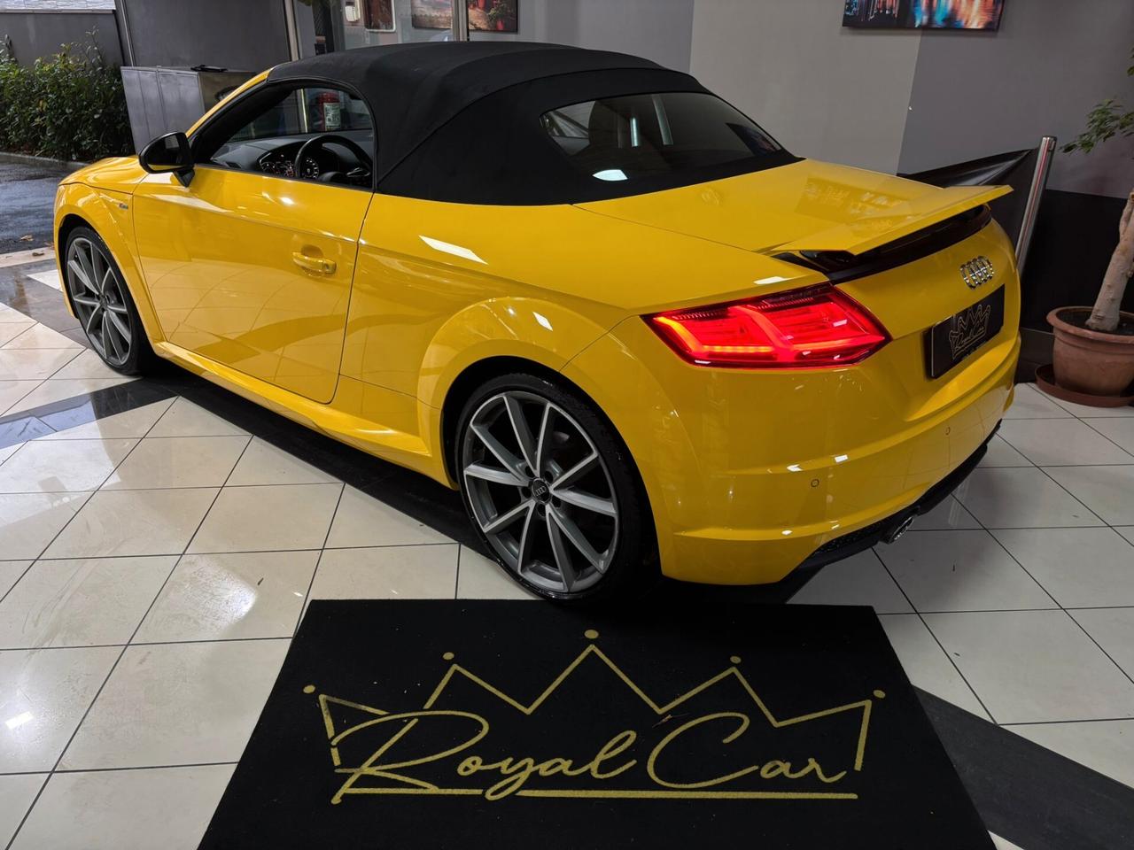 Audi TT Roadster 2.0 TDI ultra S line