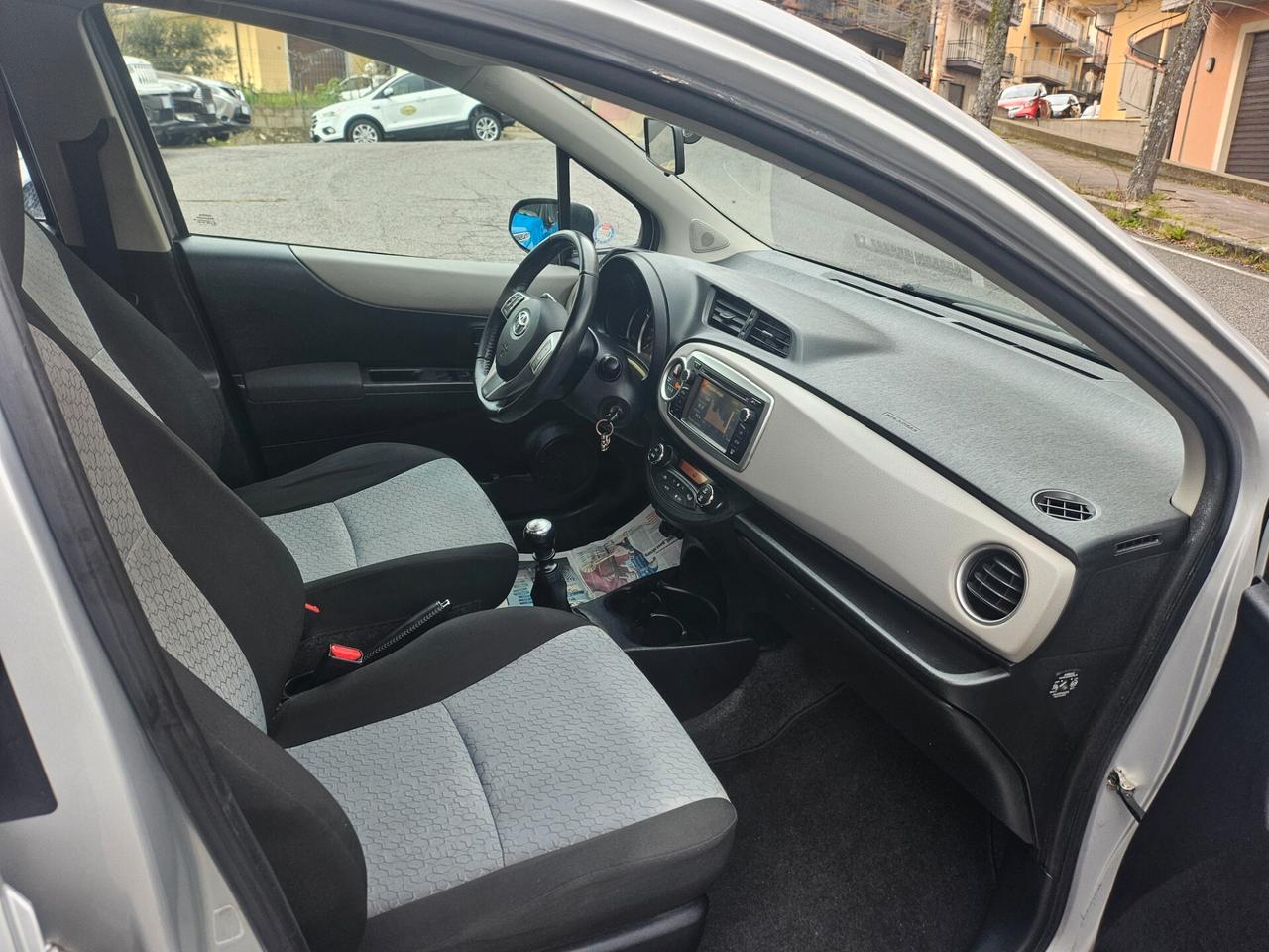 Toyota Yaris 1.4 D-4D 5 porte Lounge