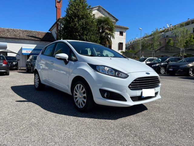 FORD Fiesta Plus 1.4 5 porte Bz.- GPL UNICO PROPRIETARIO