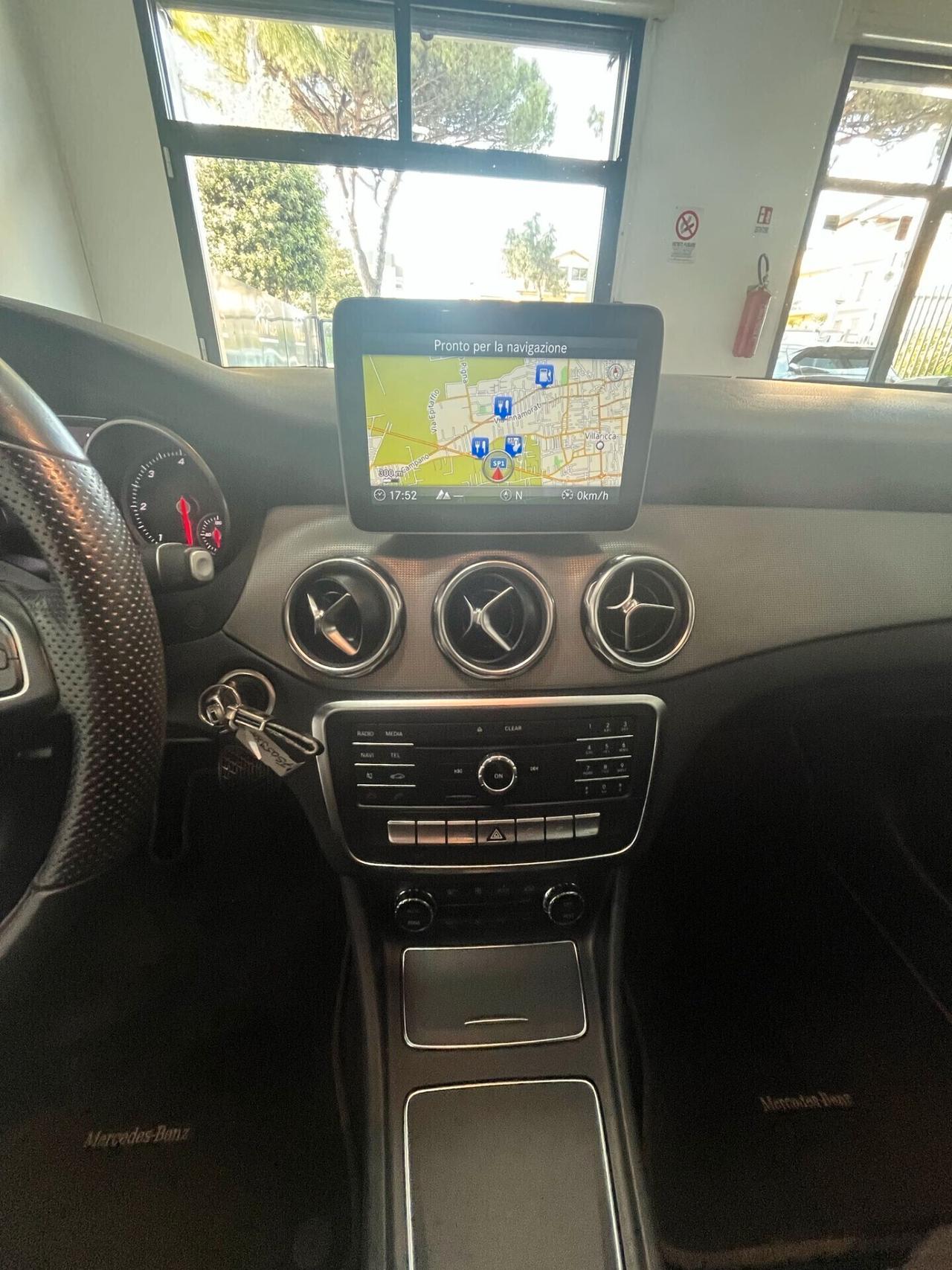 Mercedes-benz GLA 200 D AUTOMATICA 4MATIC SPORT