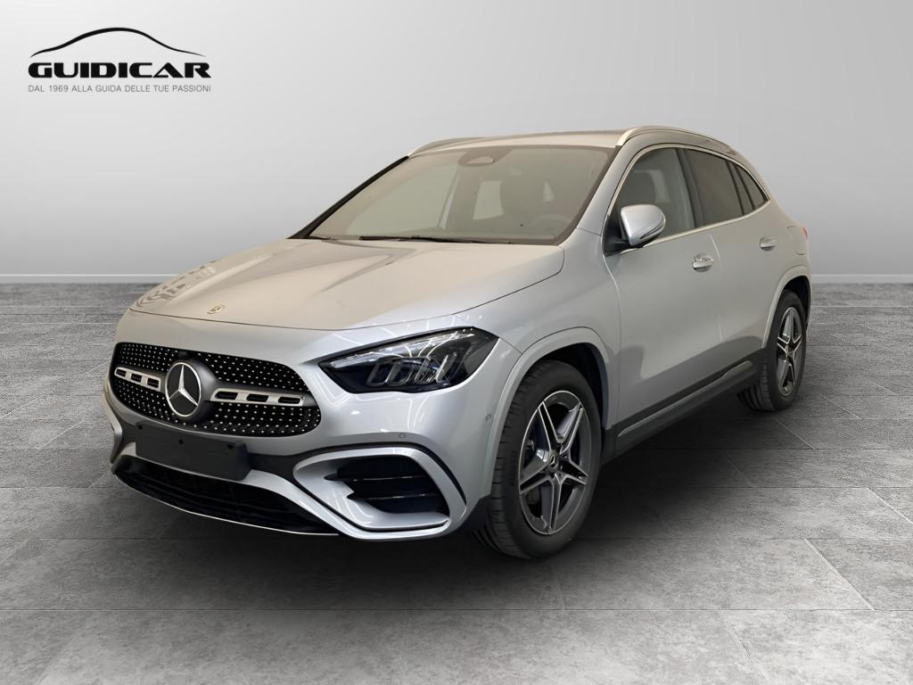 Mercedes-Benz GLA 200 d Automatic 4MATIC