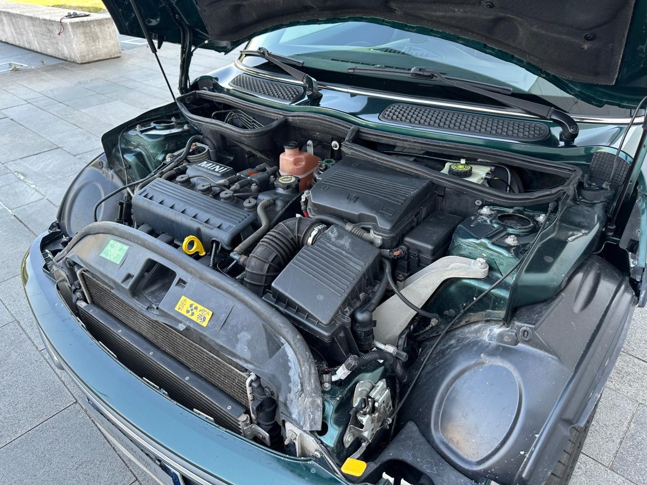 Mini 1.6 16V Cooper Neopatentati