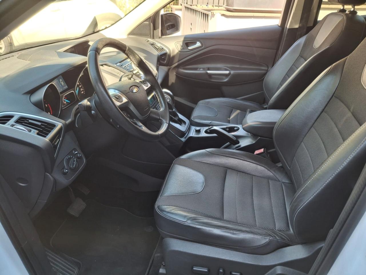 Ford Kuga 2.0 TDCI 180 CV S&S 4WD Powershift Titanium X