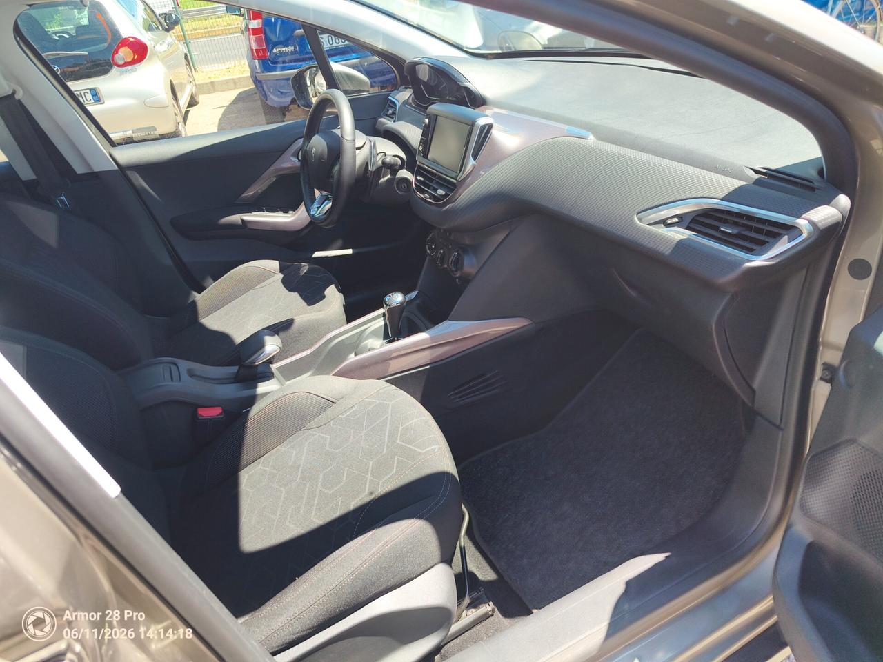 Peugeot 2008 1.2 e-VTi 82CV Stop&Start robotizzato Active