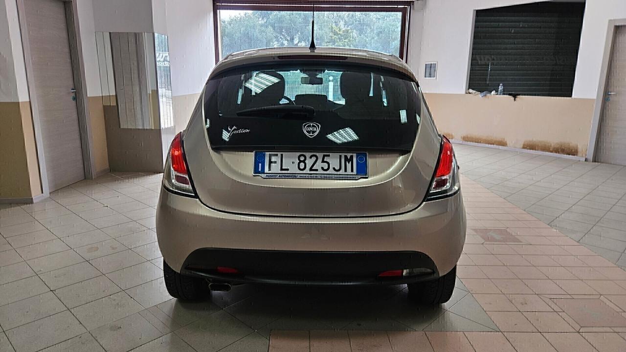 Lancia Ypsilon 1.3 MJT 16V 95 CV 5 porte S&S Gold