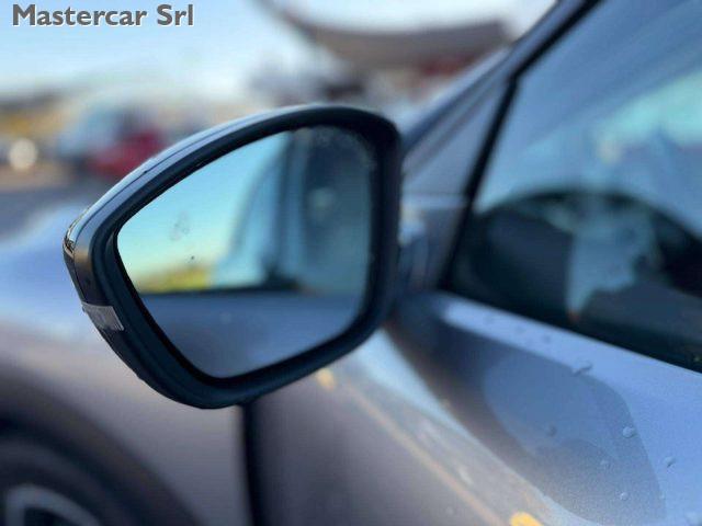 DS AUTOMOBILES DS 3 Crossback DS 3 Crossback RETROCAMERA DS3 1.2 Grand Chic 130c