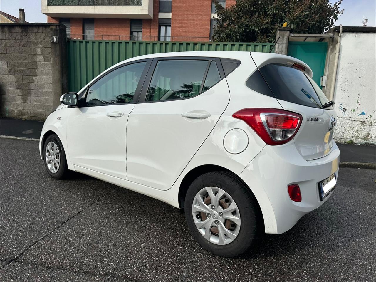 Hyundai i10 1.2 MPI Sound Edition - euro 6 - ok neop