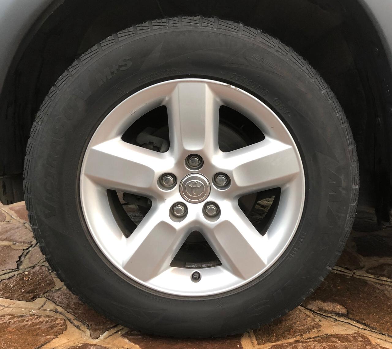Toyota RAV 4 RAV4 2.0 16V cat 5 porte Sol