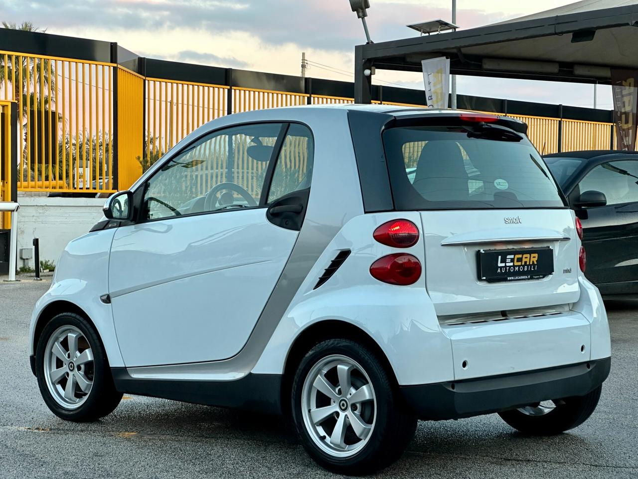 SMART fortwo 1.0 52 kW coupé pulse