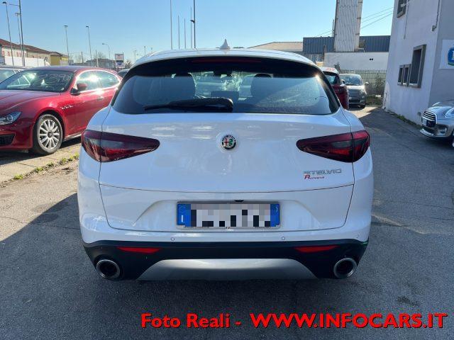 ALFA ROMEO Stelvio 2.2 Turbodiesel 160 CV AT8 RWD Business