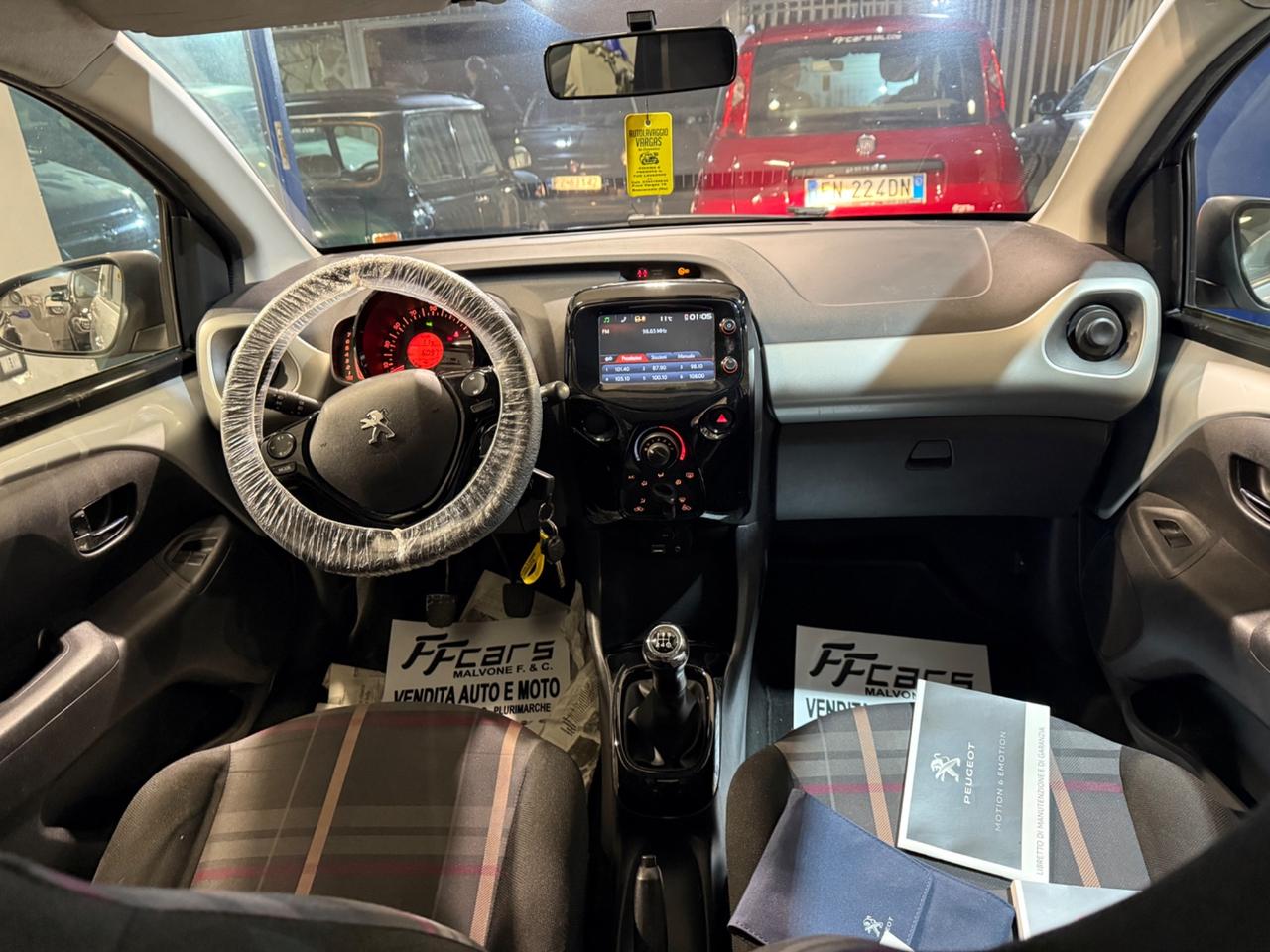 Peugeot 108 VTi 68 5 porte Allure TOP!