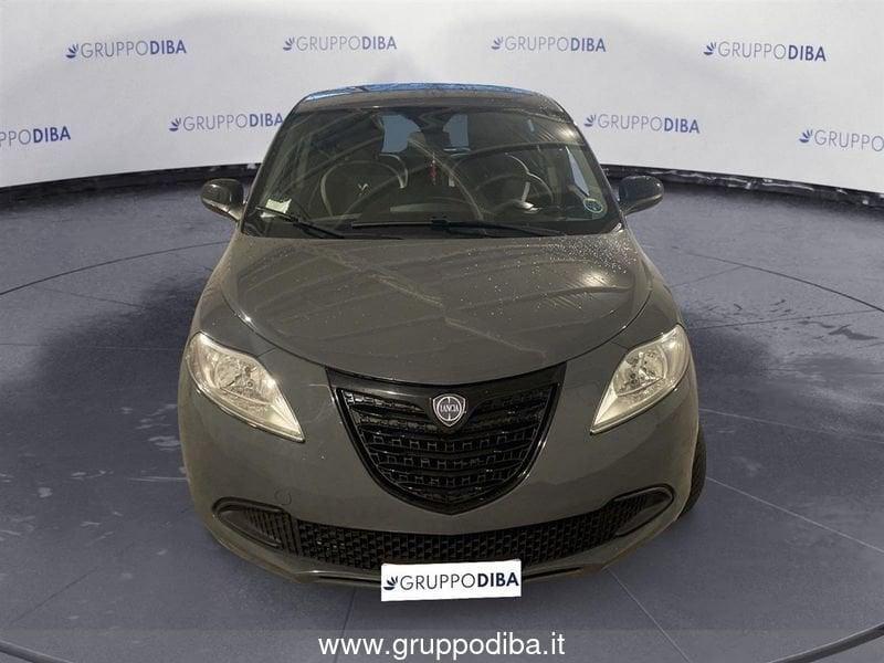 Lancia Ypsilon III 2011 Benzina 0.9 t.air Gold ecochic metano 80cv