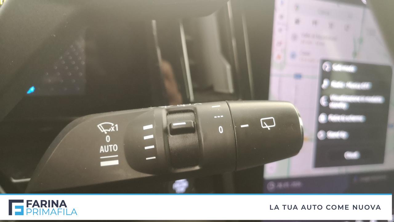 RENAULT Austral 2023 - Austral 1.2 E-Tech full hybrid Iconic Esprit