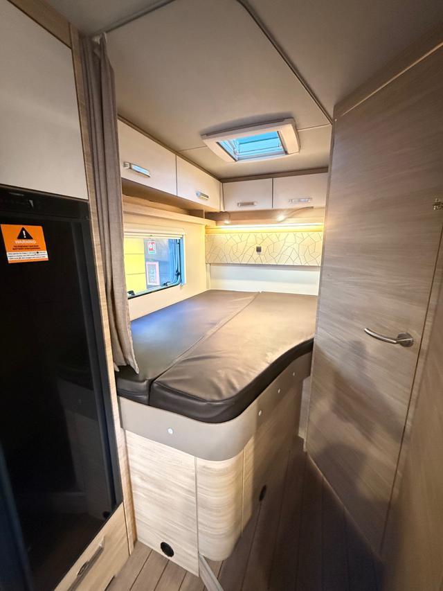 WEINSBERG CARASUITE 650 CLIMA BASCULANTE MATRIMONIALE PELLE