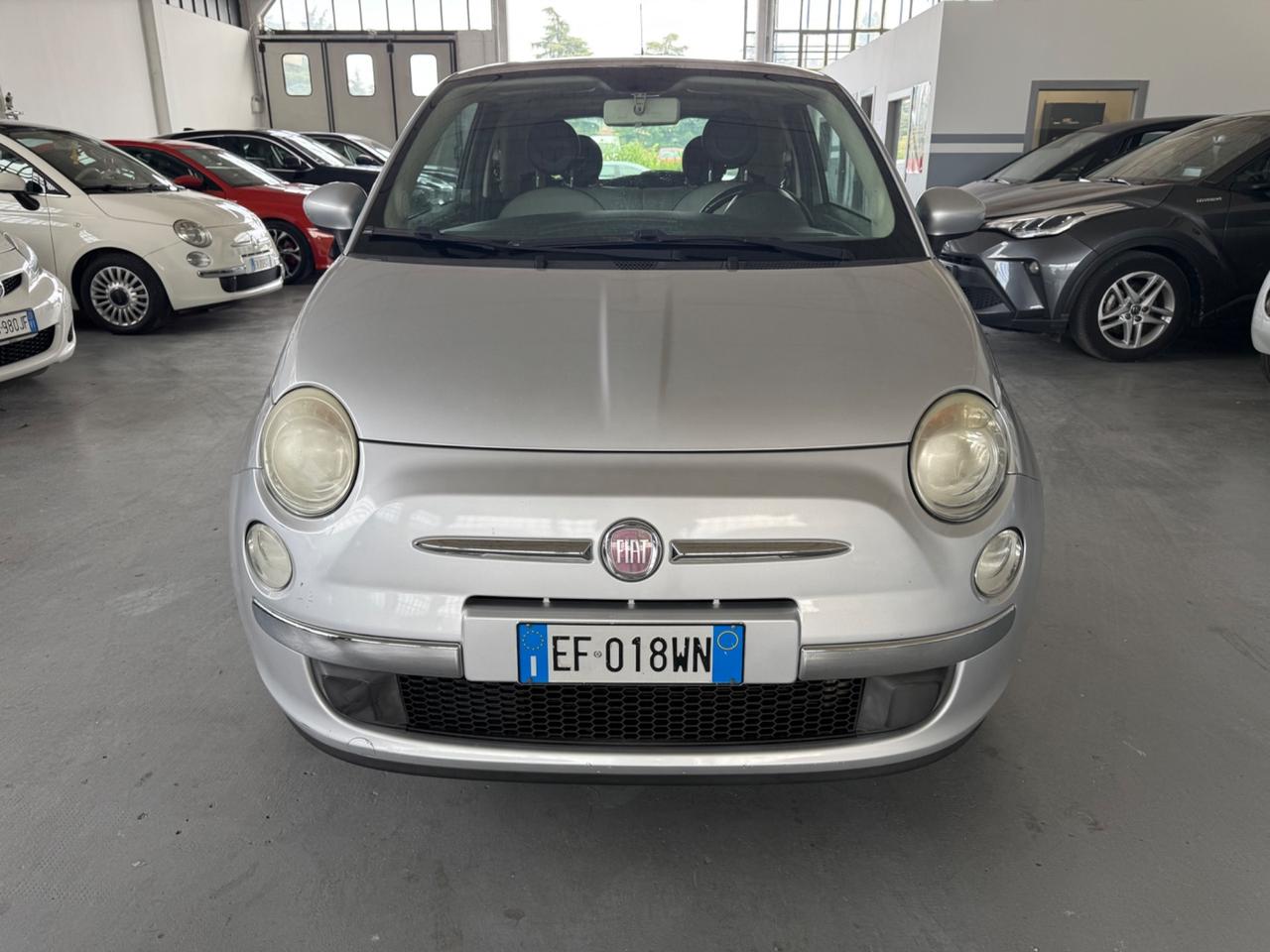 Fiat 500 1.2 LOUNGE BENZINA NEOPATENTATI