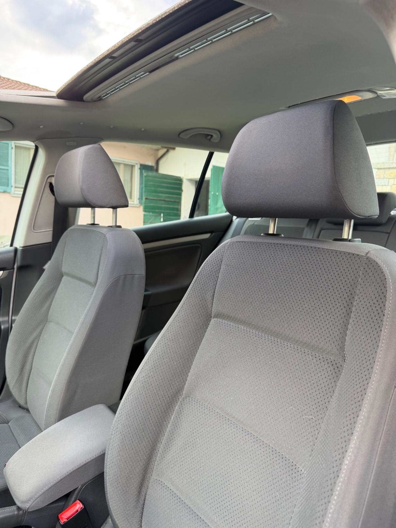 Volkswagen GOLF TSI AUTO TETTO 5p. SPORTLINE KMCERT