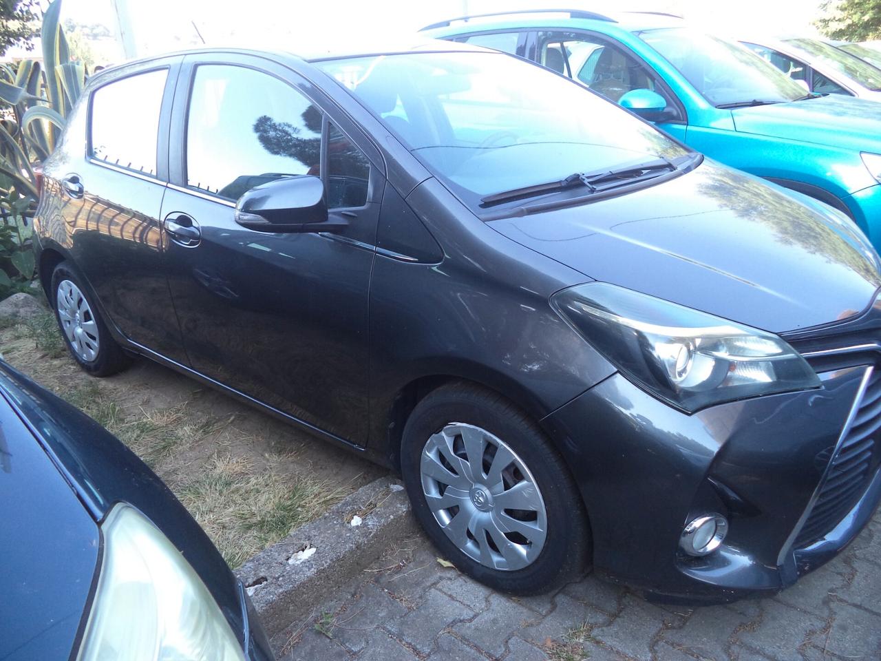 Toyota Yaris 1.4 D-4D 5 porte Lounge