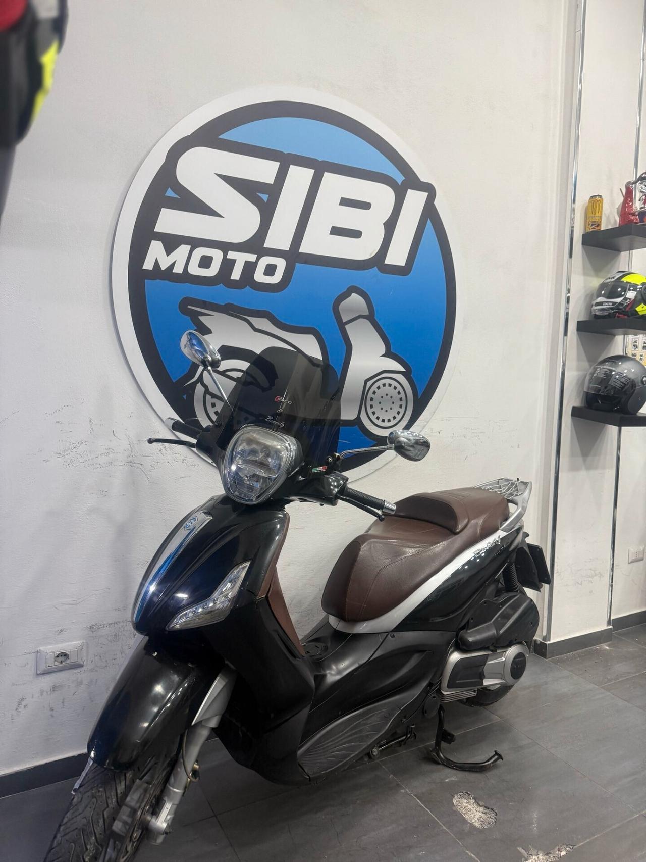 Piaggio Beverly 300 LED